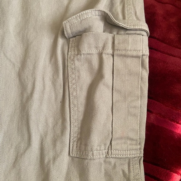 Light Gray Wide Leg Cargo Pants - Picture 2 of 5